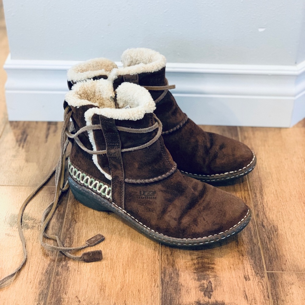 Ankle boot moc Ugg’s with wrap ties